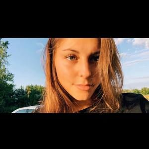 Meet your Posher, Gina